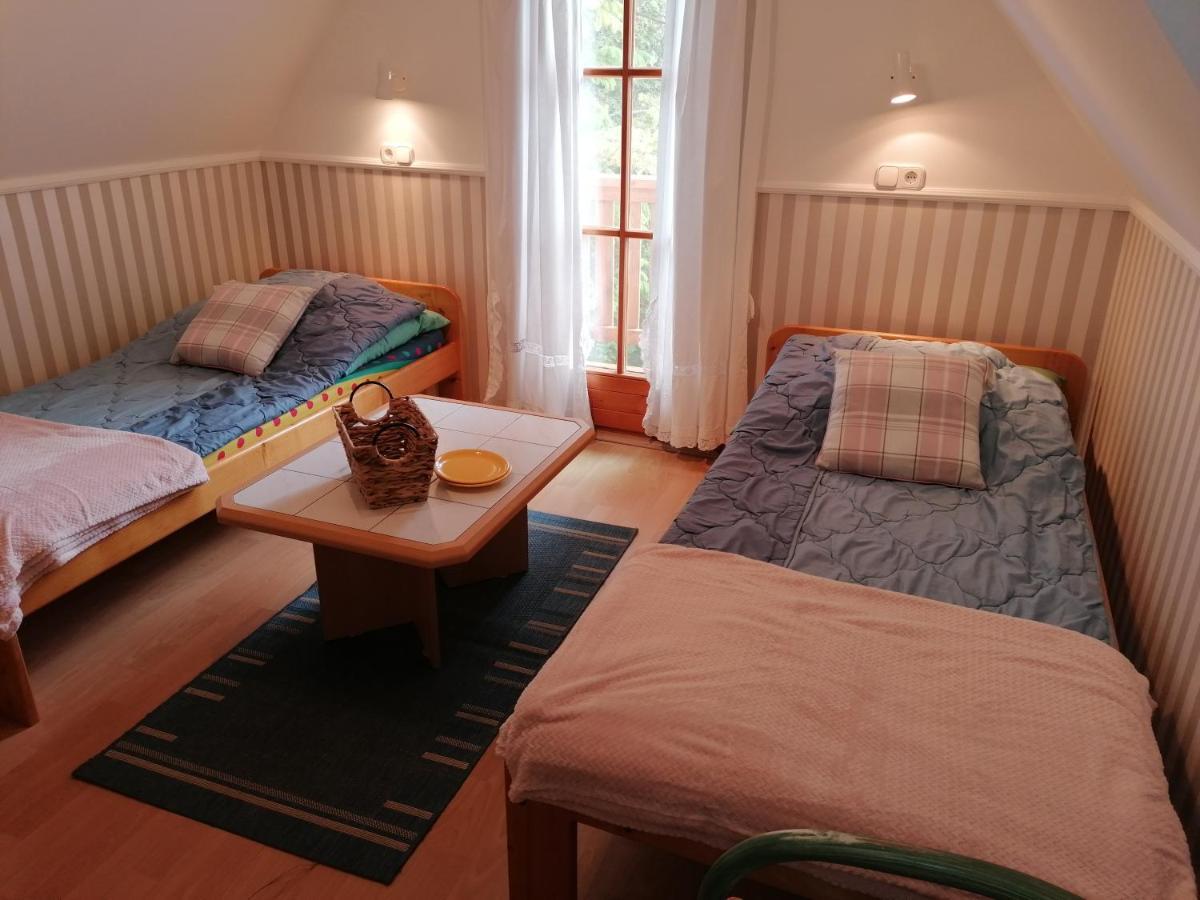 Tamás Bátya Kunyhója Balatonmariafurdo Exterior foto